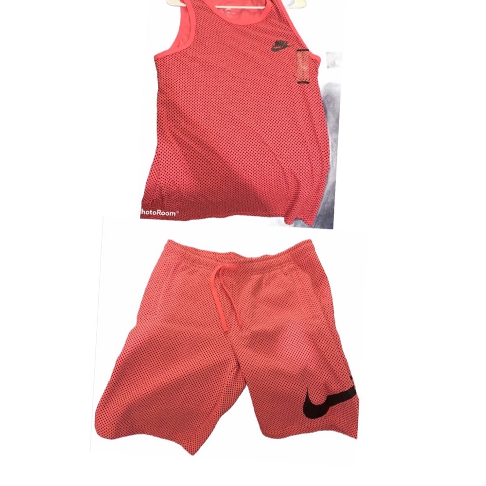 Nike top & bottom!